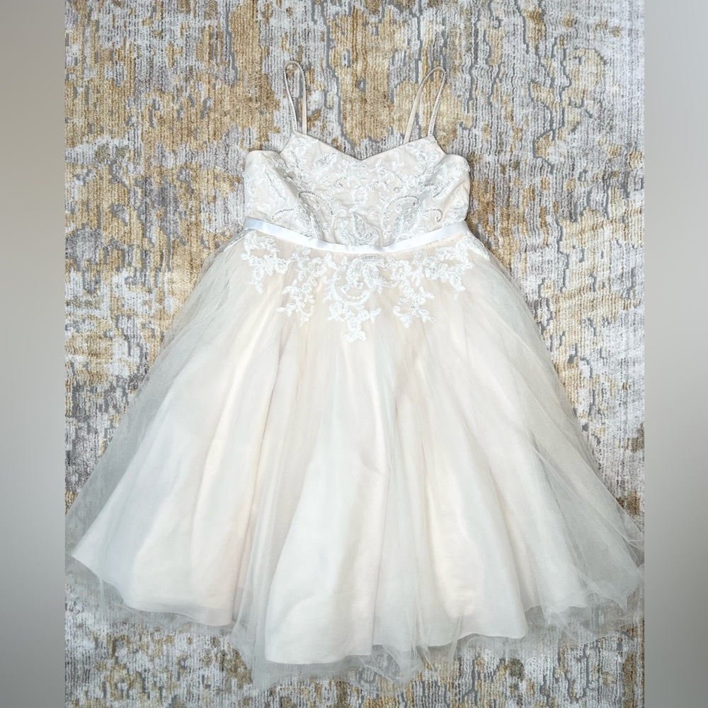 Children’s Flower Girl Formal Dress Size 6 in Ivory Stone by David’s Bridal